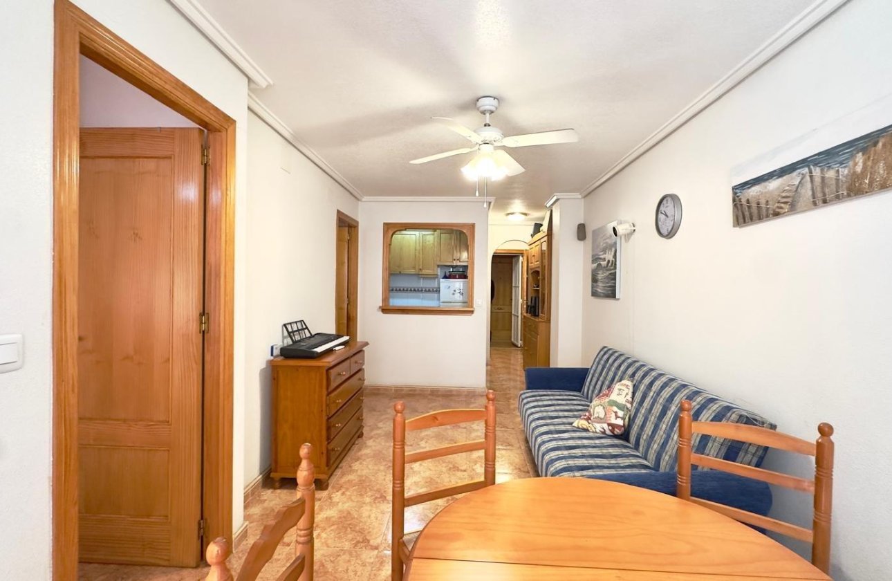Revente - Appartement -
Torrevieja - Centro