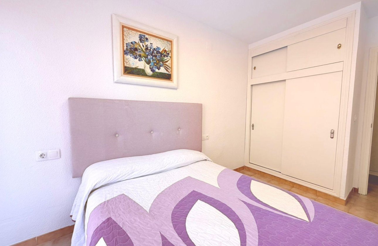 Revente - Appartement -
Torrevieja - Centro