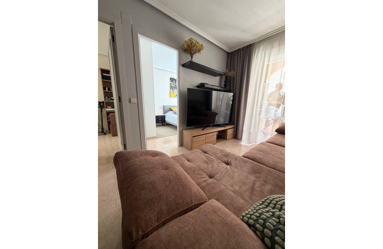 Revente - Appartement -
Torrevieja - Centro