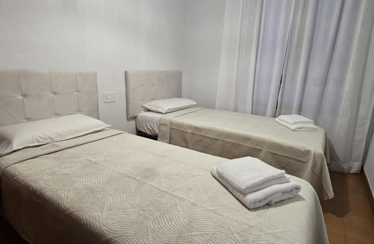 Revente - Appartement -
Torrevieja - Centro
