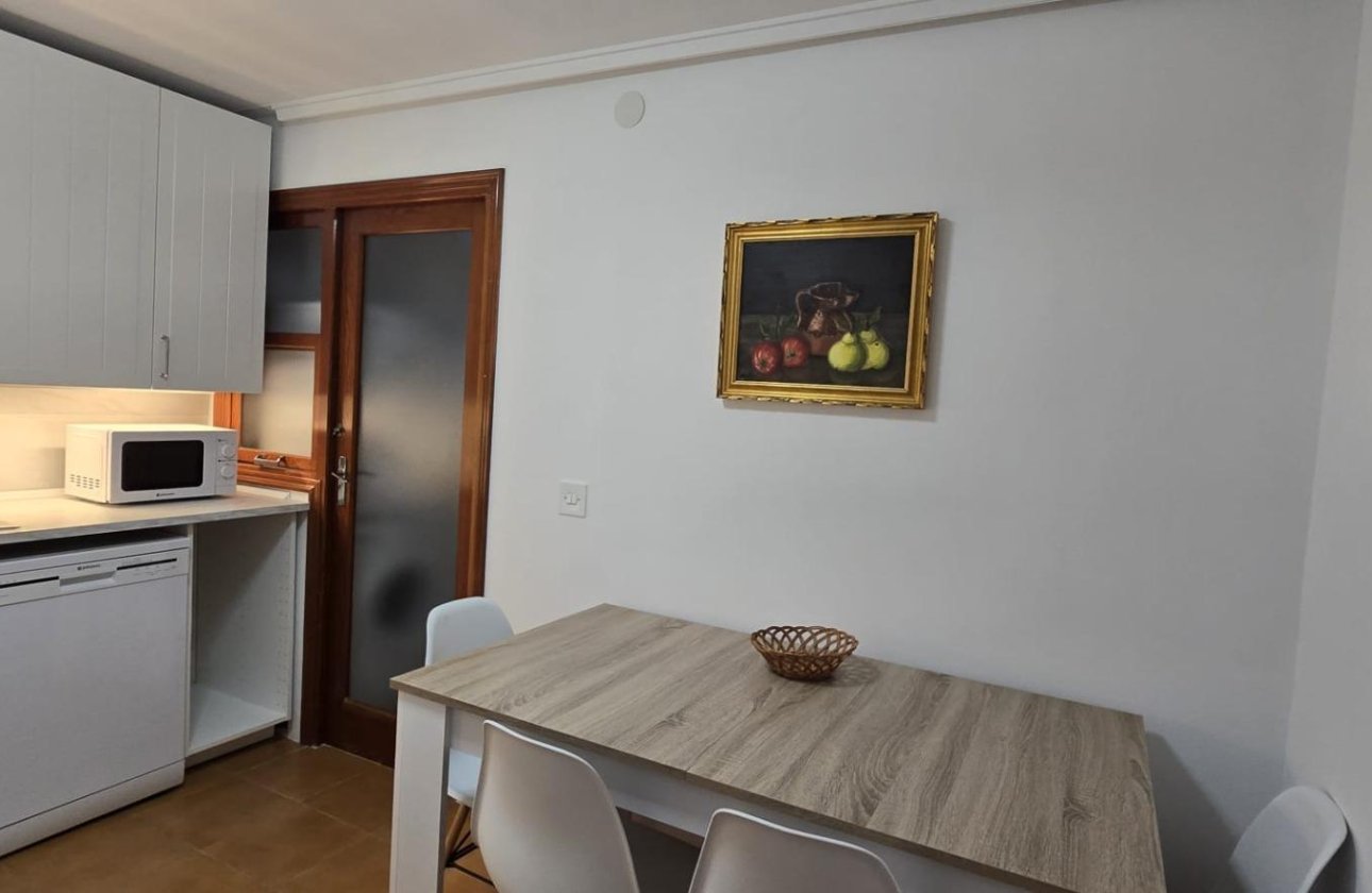 Revente - Appartement -
Torrevieja - Centro