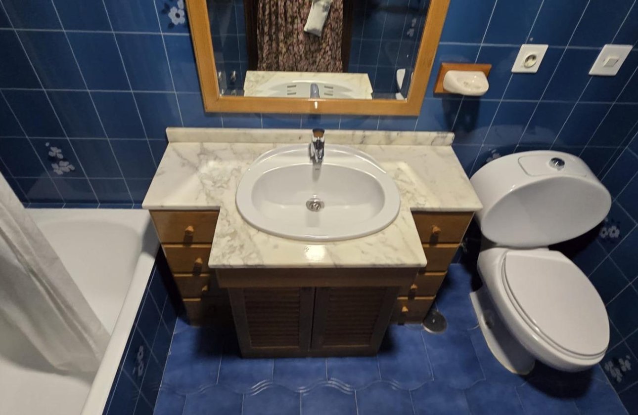 Revente - Appartement -
Torrevieja - Centro
