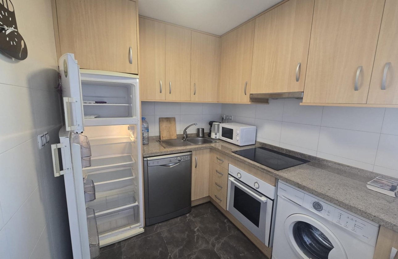 Revente - Appartement -
Torrevieja - Centro