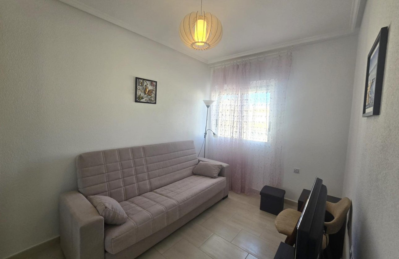 Revente - Appartement -
Torrevieja - Centro
