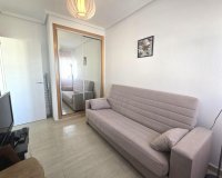Revente - Appartement -
Torrevieja - Centro