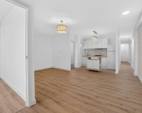 Revente - Appartement -
Torrevieja - Centro