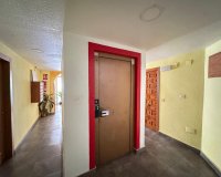 Revente - Appartement -
Torrevieja - Centro