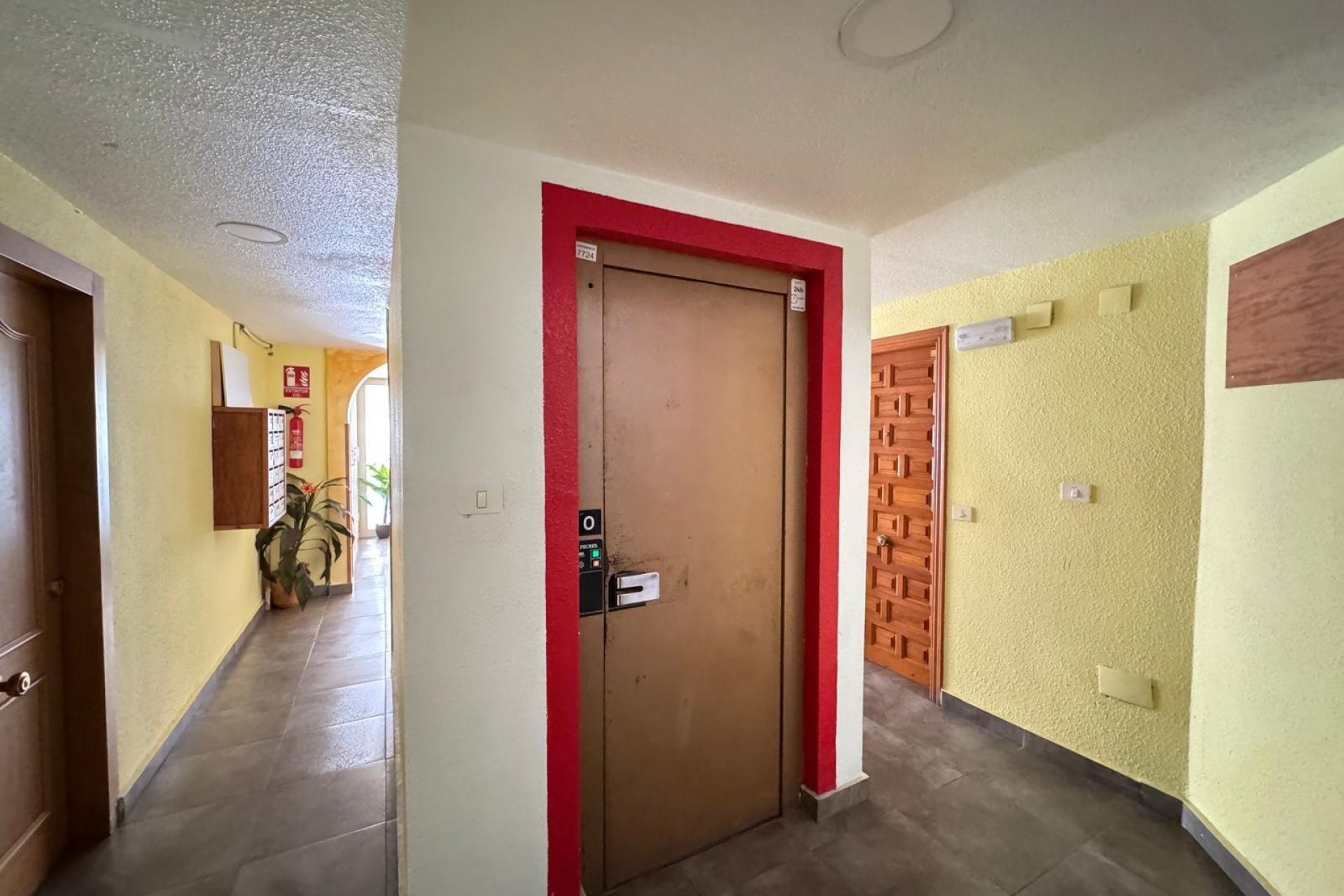Revente - Appartement -
Torrevieja - Centro