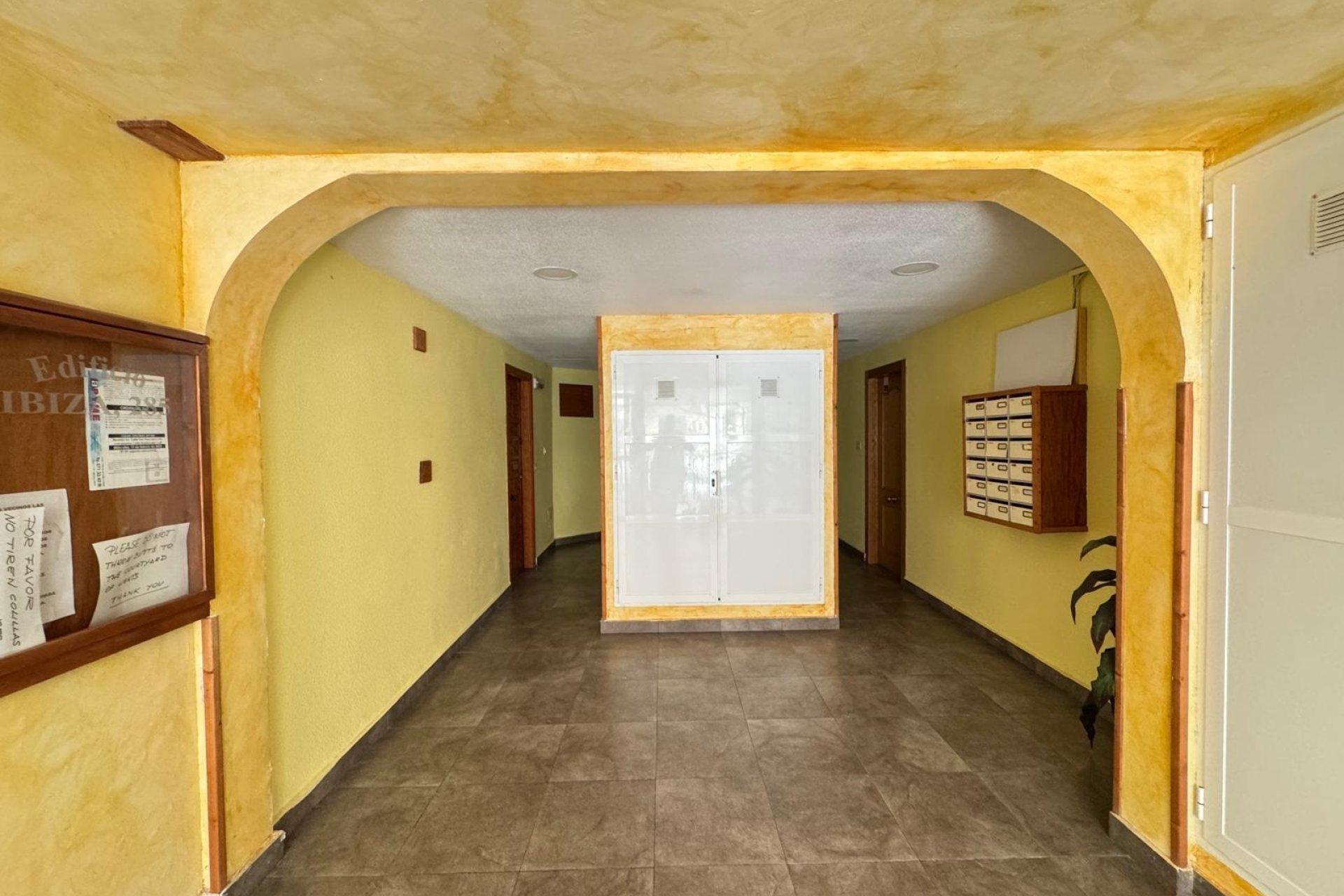 Revente - Appartement -
Torrevieja - Centro
