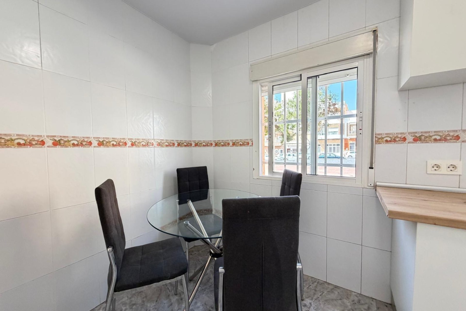 Revente - Appartement -
Torrevieja - Centro