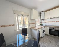 Revente - Appartement -
Torrevieja - Centro