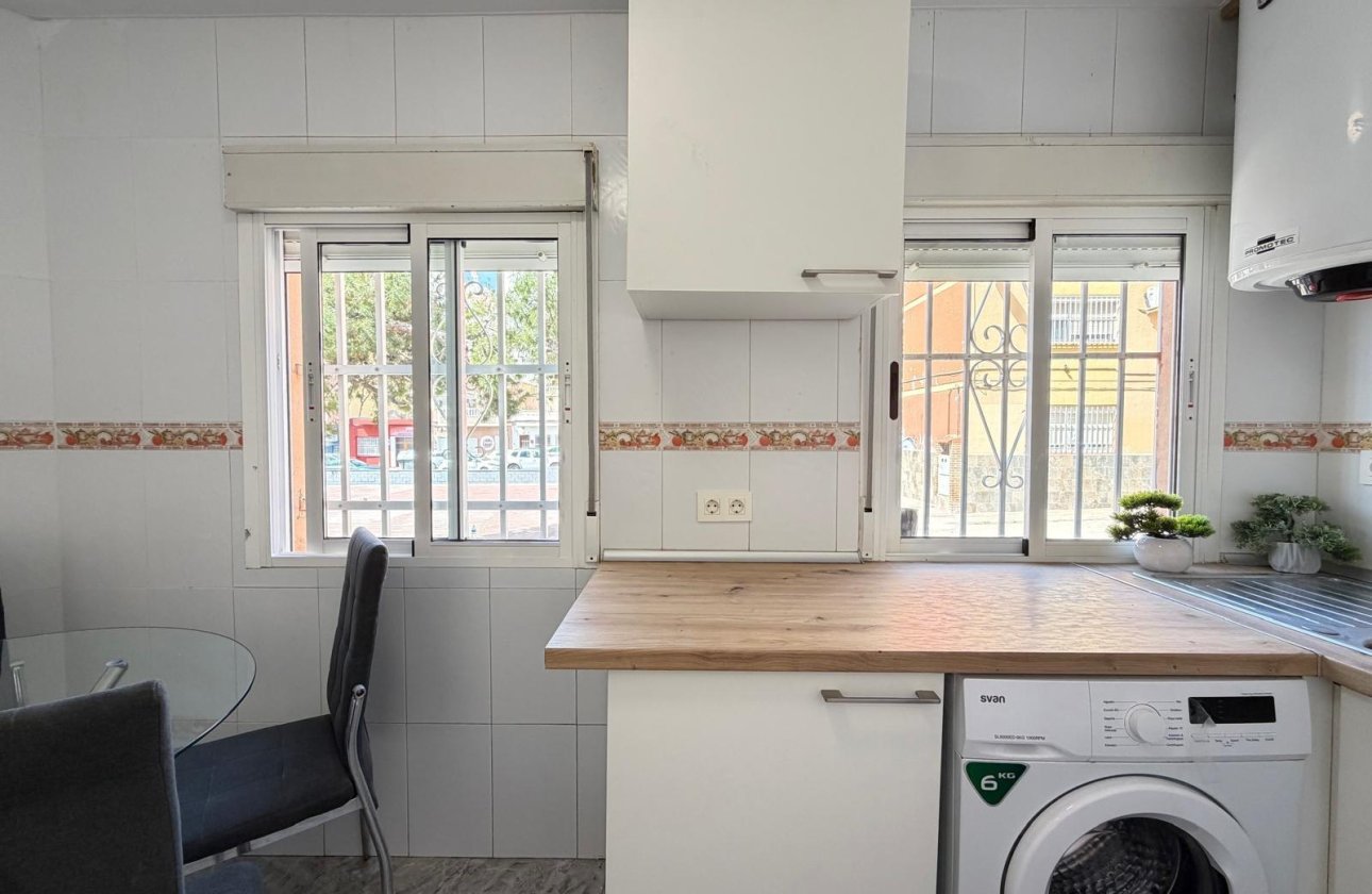 Revente - Appartement -
Torrevieja - Centro
