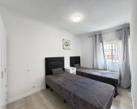 Revente - Appartement -
Torrevieja - Centro