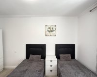 Revente - Appartement -
Torrevieja - Centro