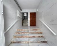 Revente - Appartement -
Torrevieja - Centro