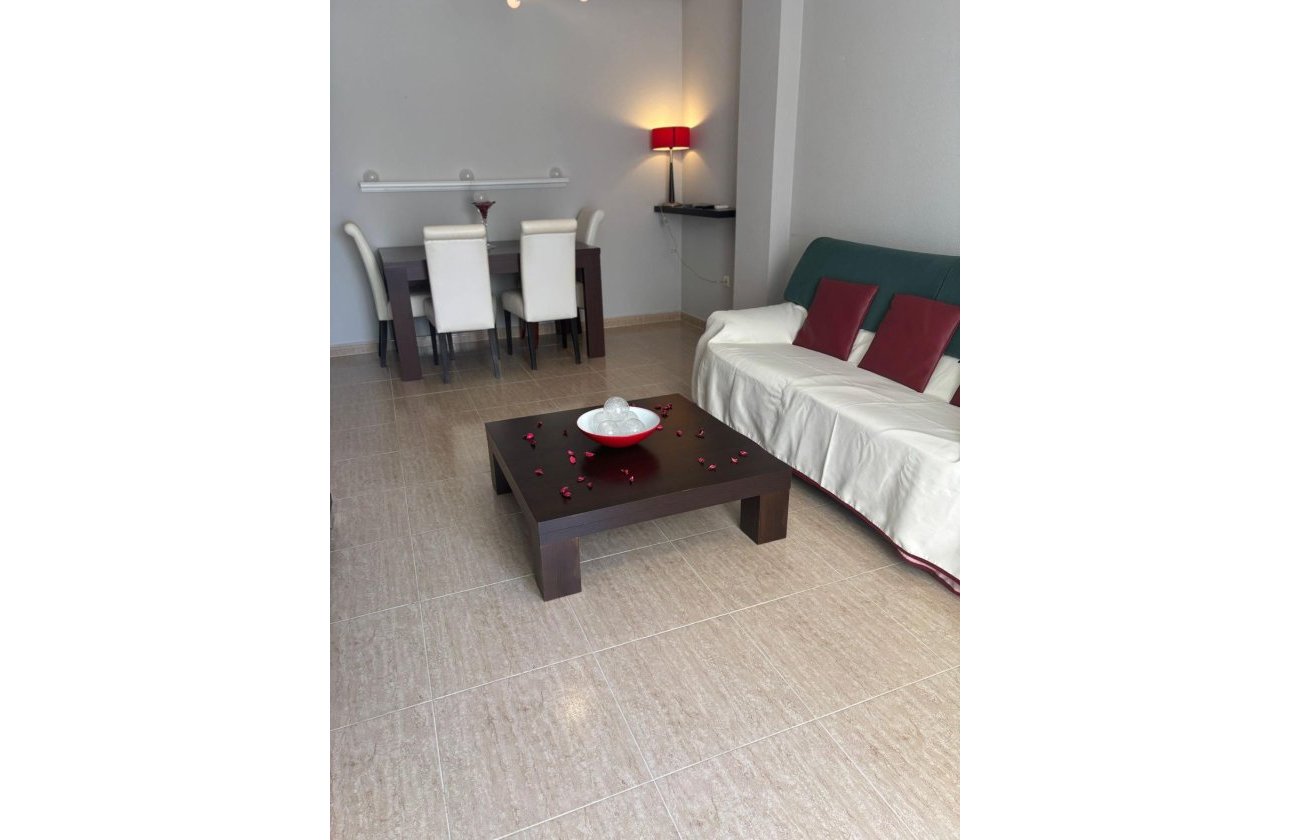 Revente - Appartement -
Torrevieja - Centro