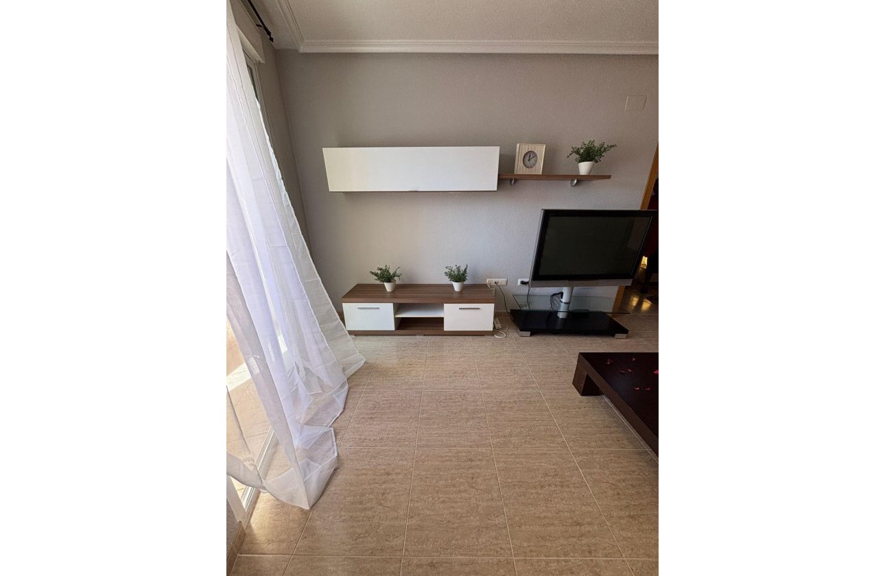 Revente - Appartement -
Torrevieja - Centro