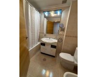 Revente - Appartement -
Torrevieja - Centro