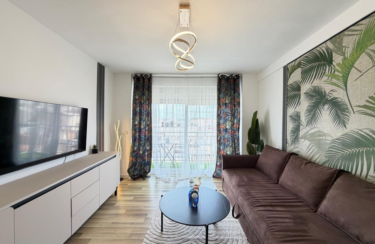 Revente - Appartement -
Torrevieja - Centro