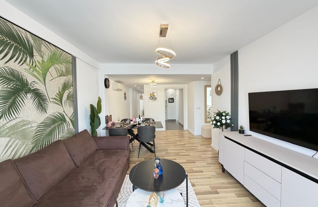 Revente - Appartement -
Torrevieja - Centro