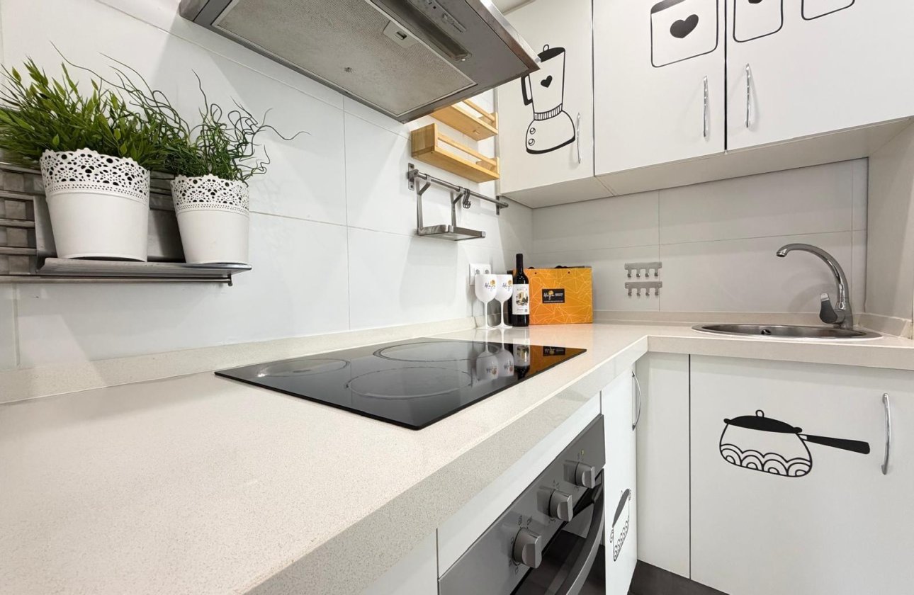 Revente - Appartement -
Torrevieja - Centro