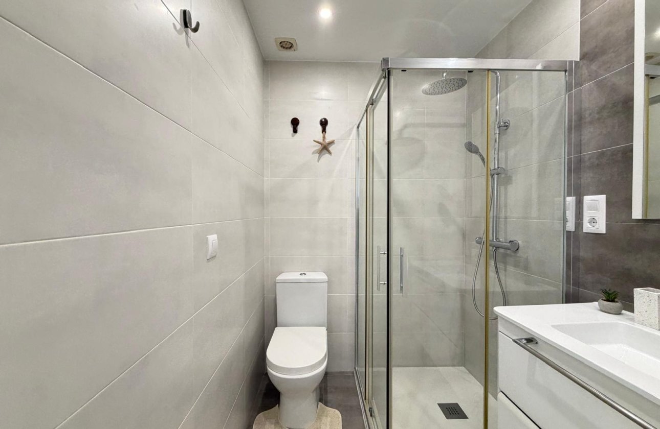 Revente - Appartement -
Torrevieja - Centro