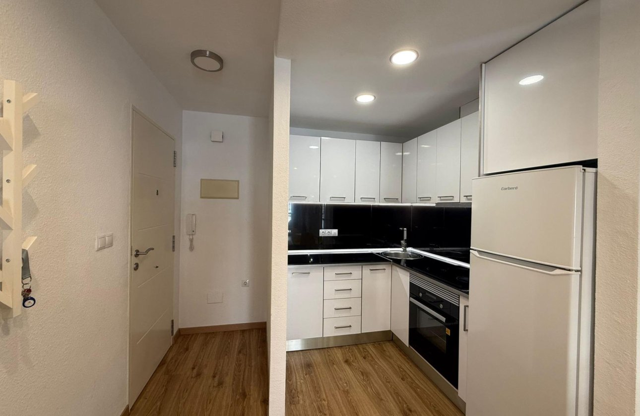 Revente - Appartement -
Torrevieja - Centro