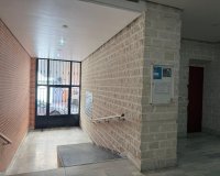 Revente - Appartement -
Torrevieja - Centro
