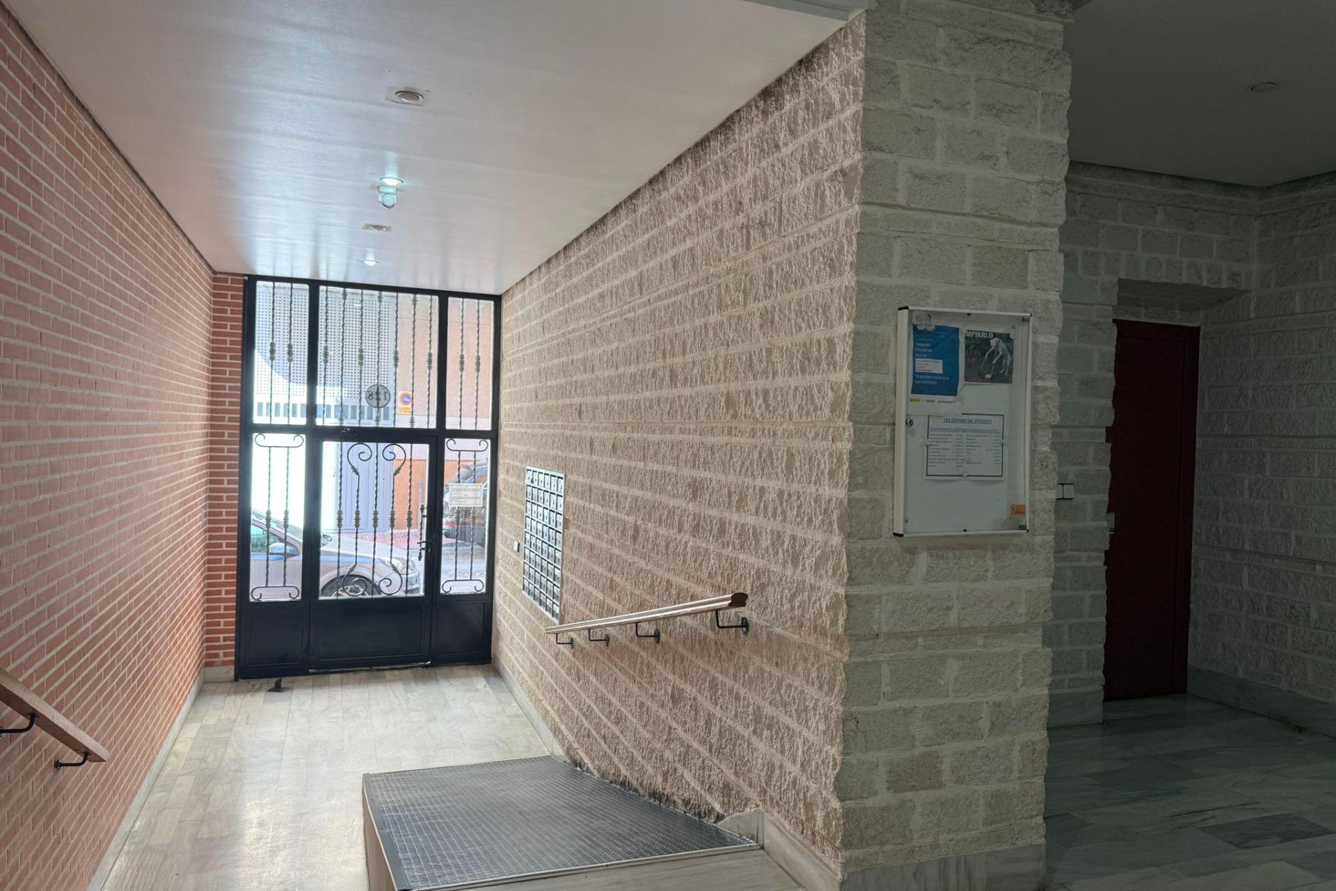 Revente - Appartement -
Torrevieja - Centro