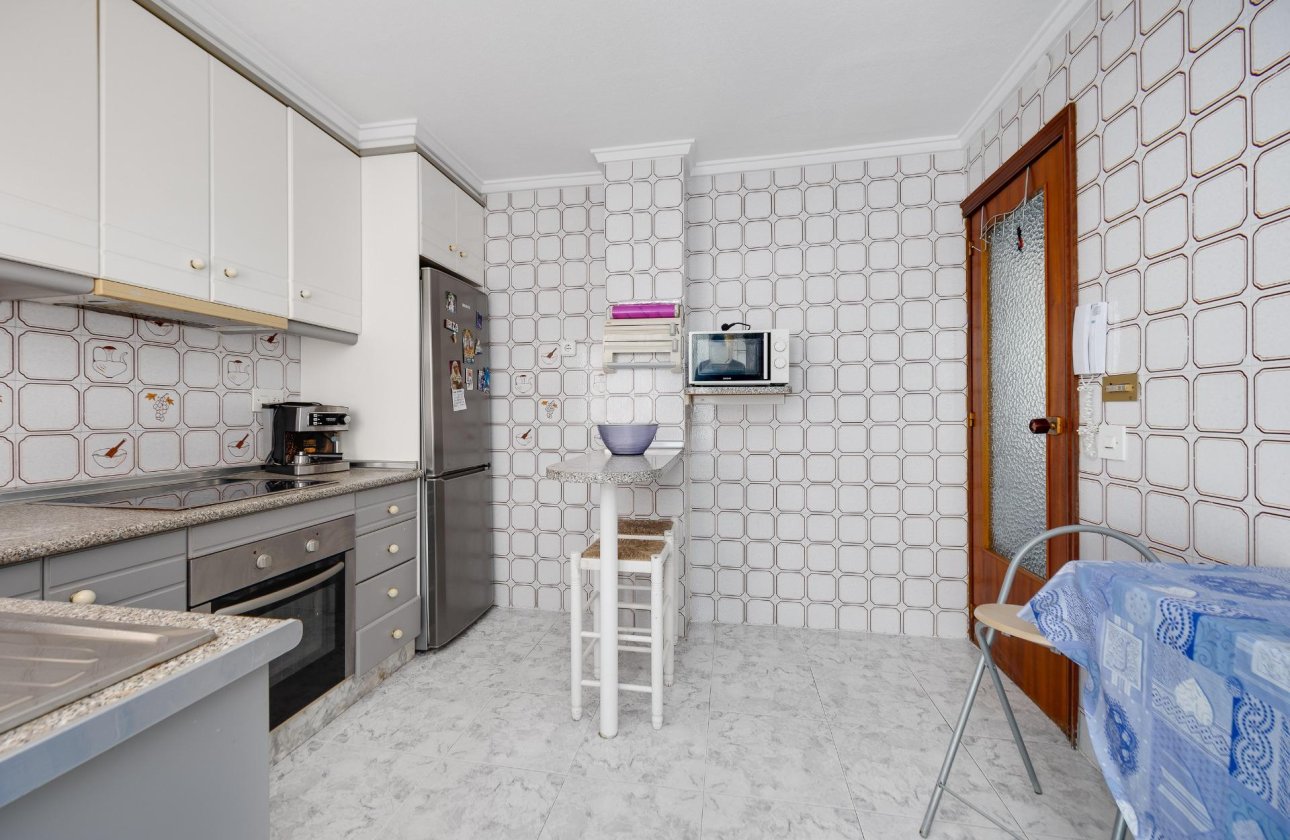 Revente - Appartement -
Torrevieja - Centro