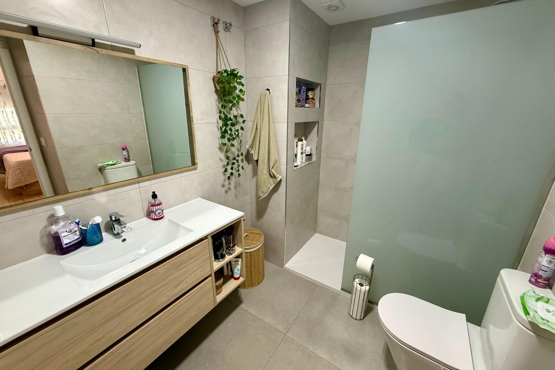 Revente - Appartement -
Torrevieja - Centro