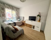 Revente - Appartement -
Torrevieja - Centro