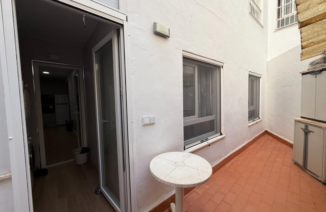 Revente - Appartement -
Torrevieja - Centro