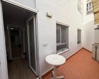 Revente - Appartement -
Torrevieja - Centro