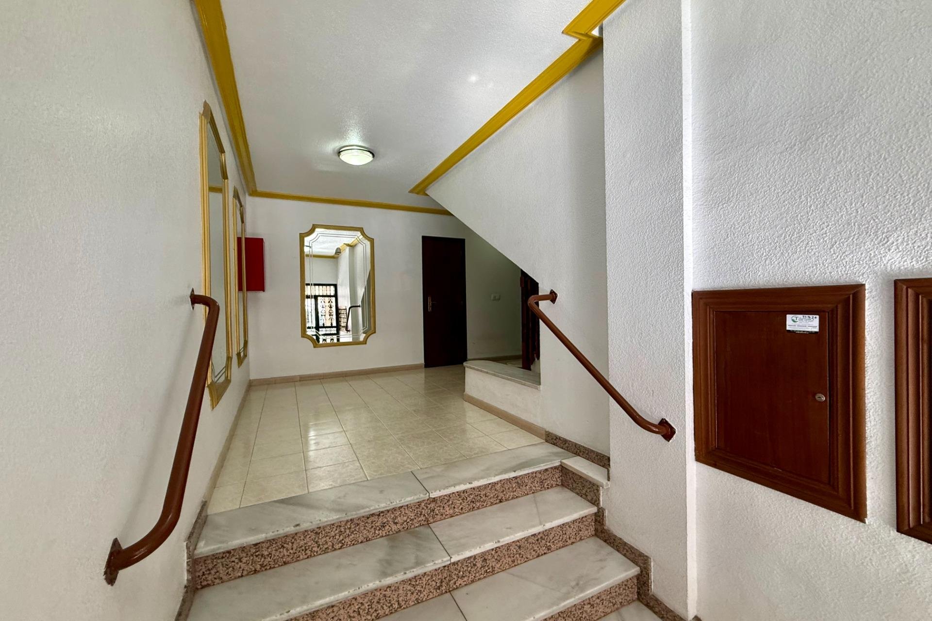 Revente - Appartement -
Torrevieja - Centro