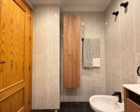 Revente - Appartement -
Torrevieja - Centro