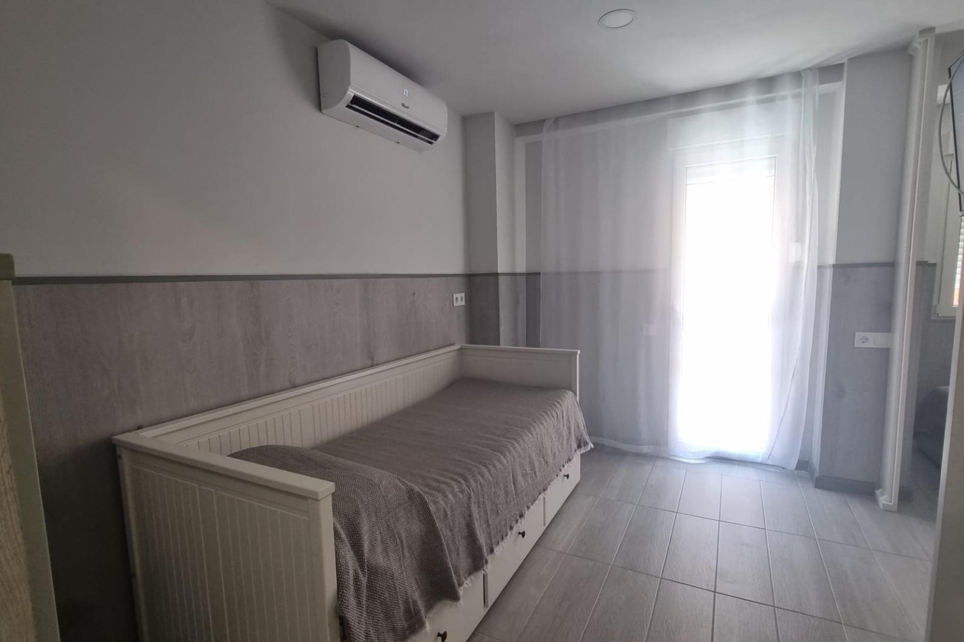 Revente - Appartement -
Torrevieja - Centro