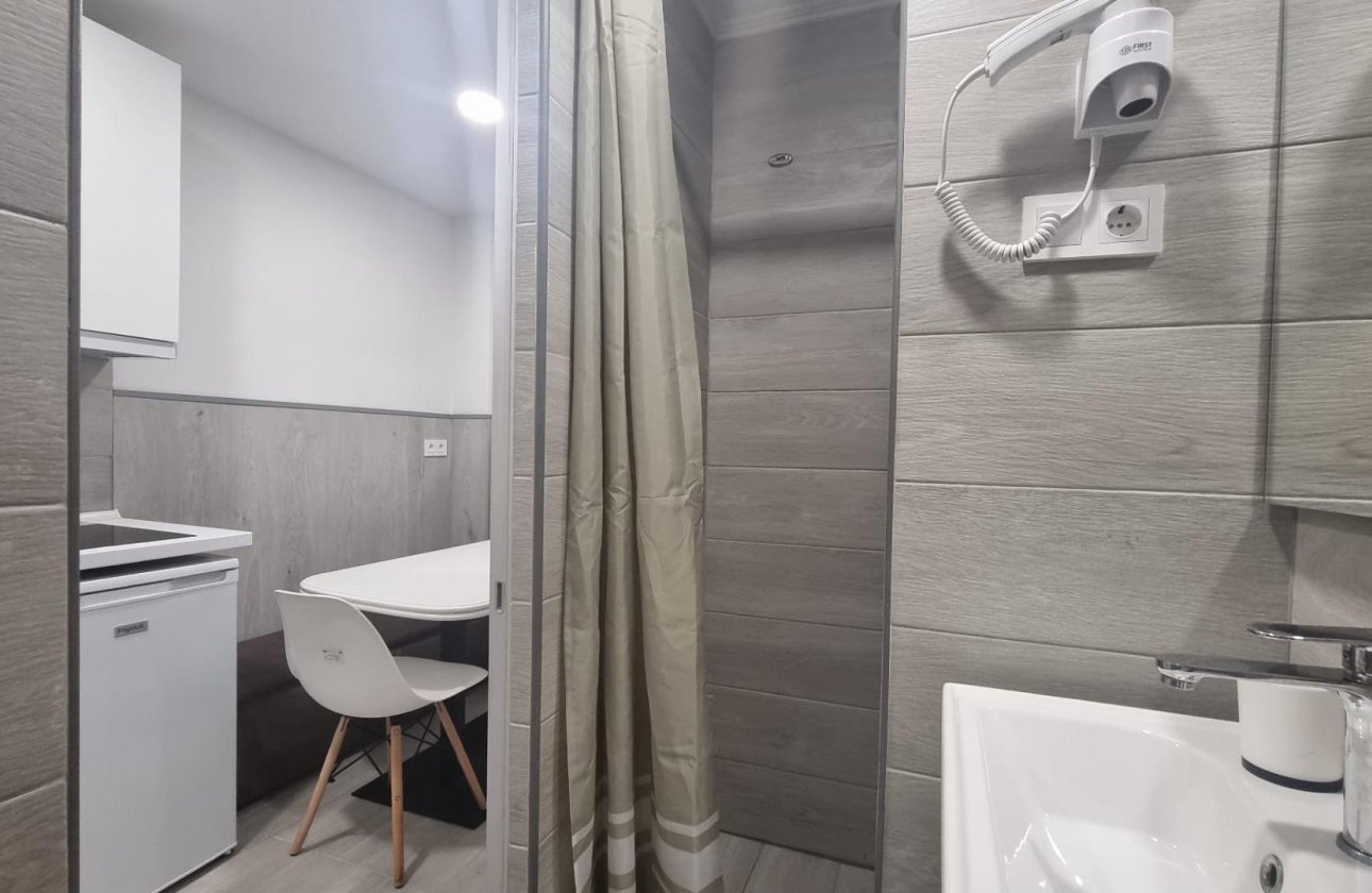 Revente - Appartement -
Torrevieja - Centro