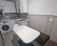 Revente - Appartement -
Torrevieja - Centro