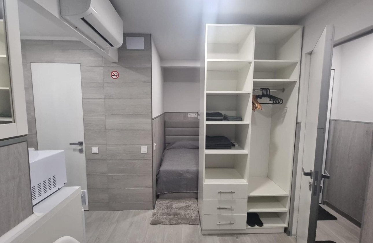 Revente - Appartement -
Torrevieja - Centro