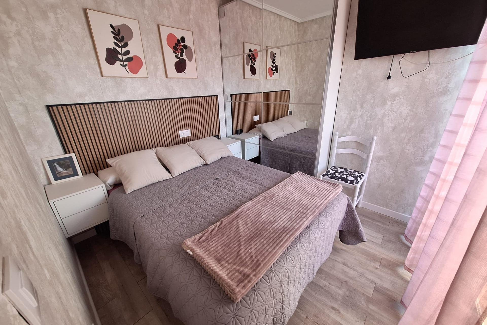 Revente - Appartement -
Torrevieja - Centro