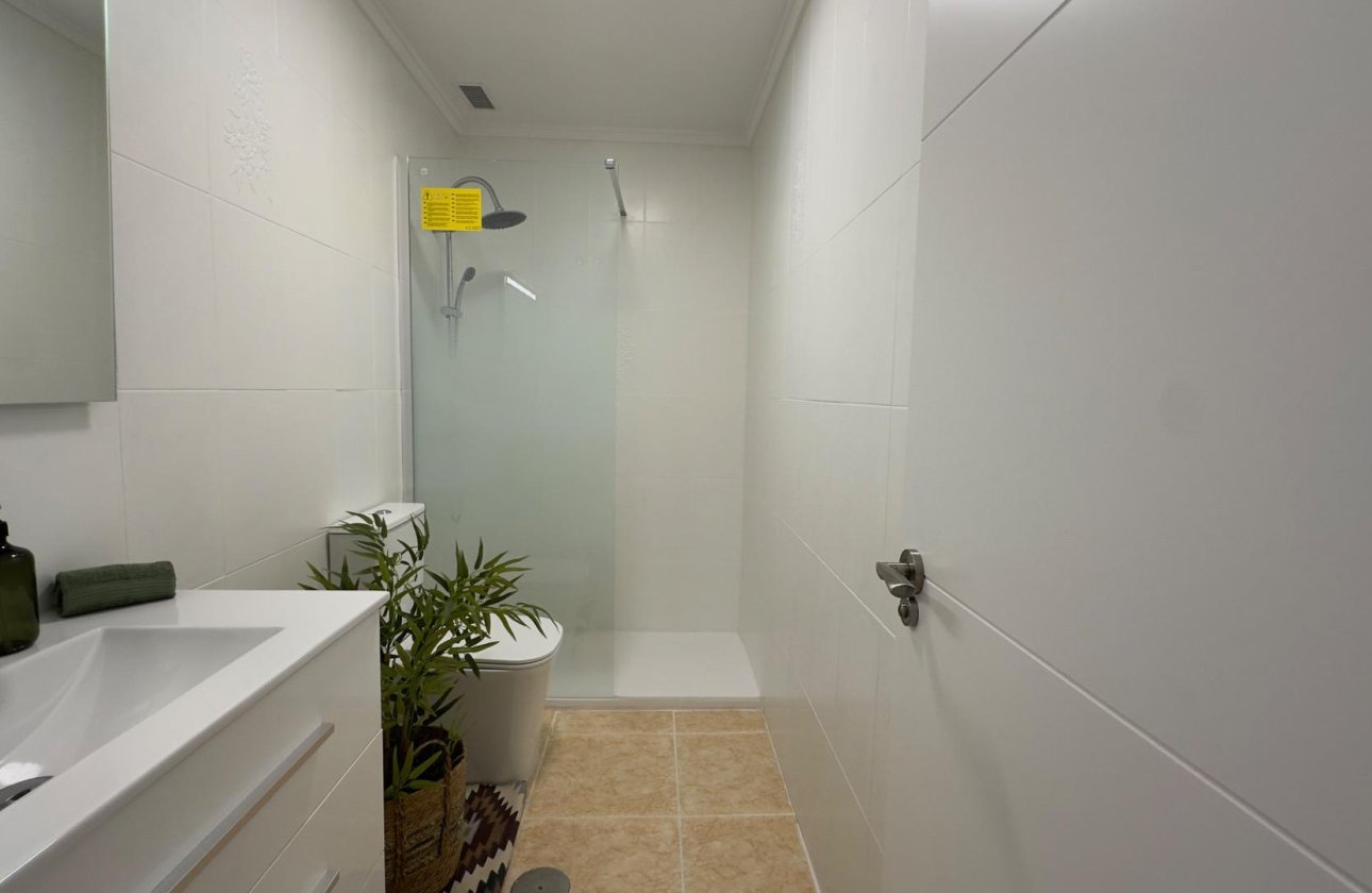Revente - Appartement -
Torrevieja - Centro