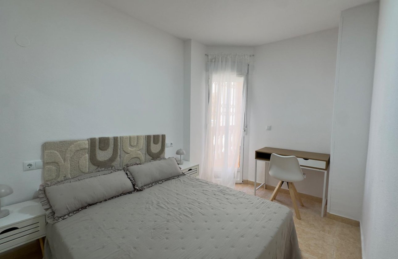 Revente - Appartement -
Torrevieja - Centro