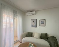 Revente - Appartement -
Torrevieja - Centro