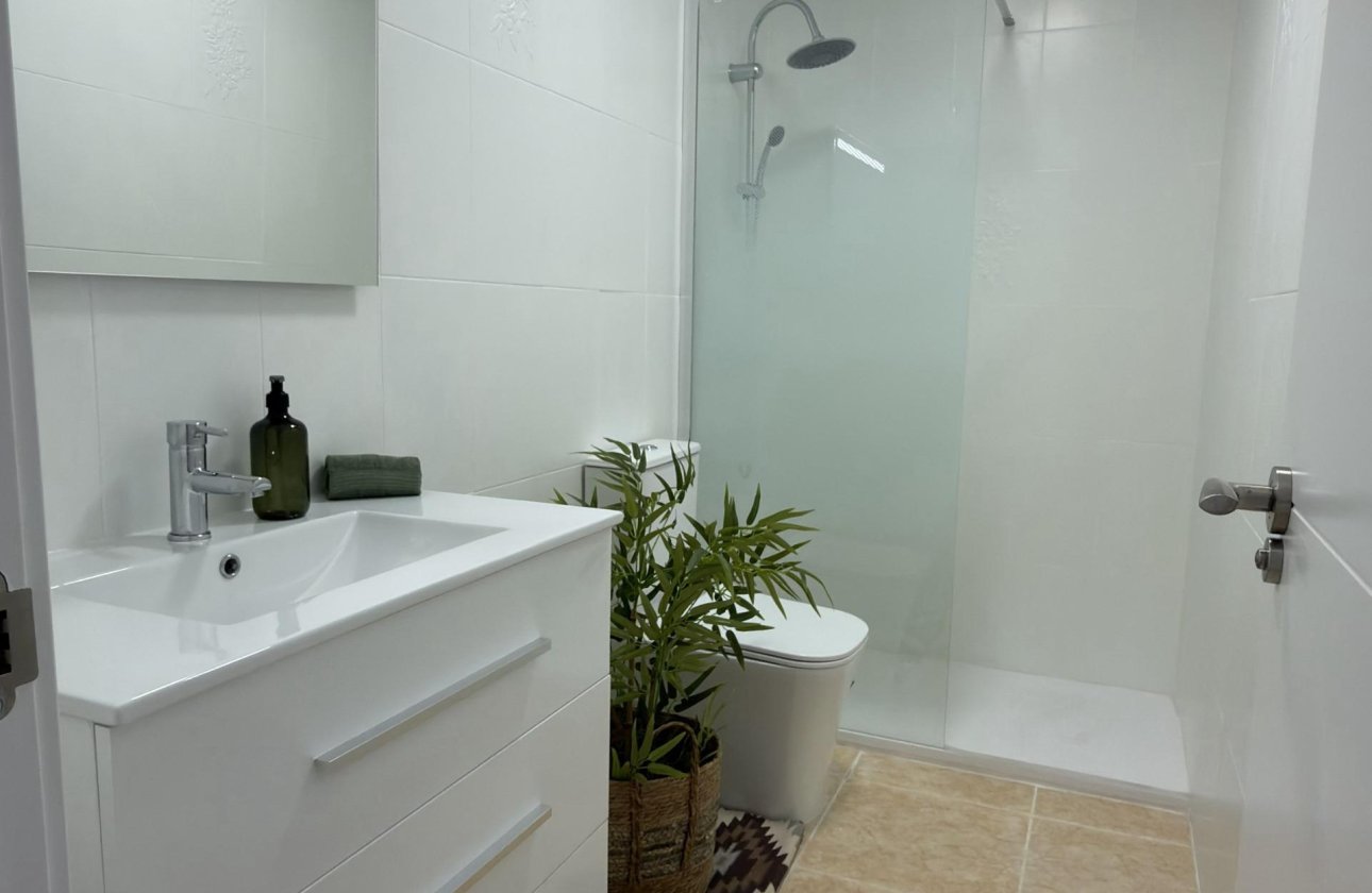 Revente - Appartement -
Torrevieja - Centro