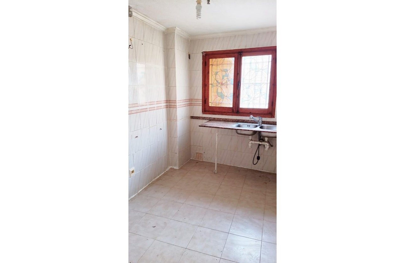 Revente - Appartement -
Torrevieja - Centro