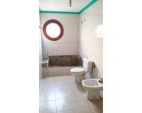 Revente - Appartement -
Torrevieja - Centro