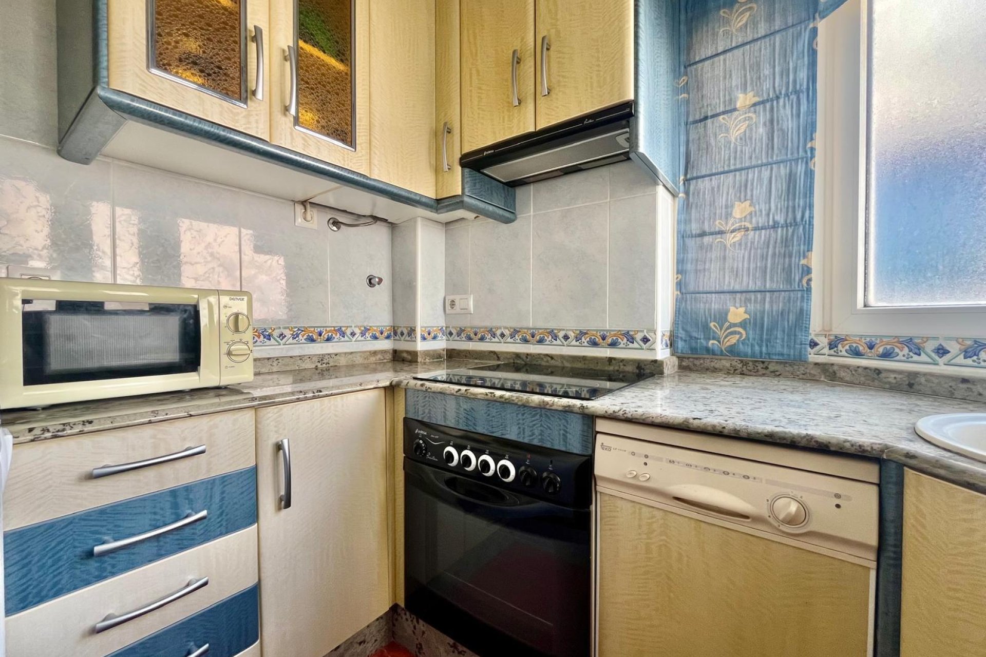Revente - Appartement -
Torrevieja - Centro