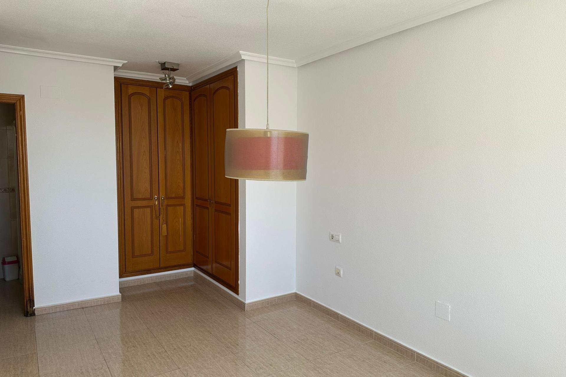 Revente - Appartement -
Torrevieja - Centro