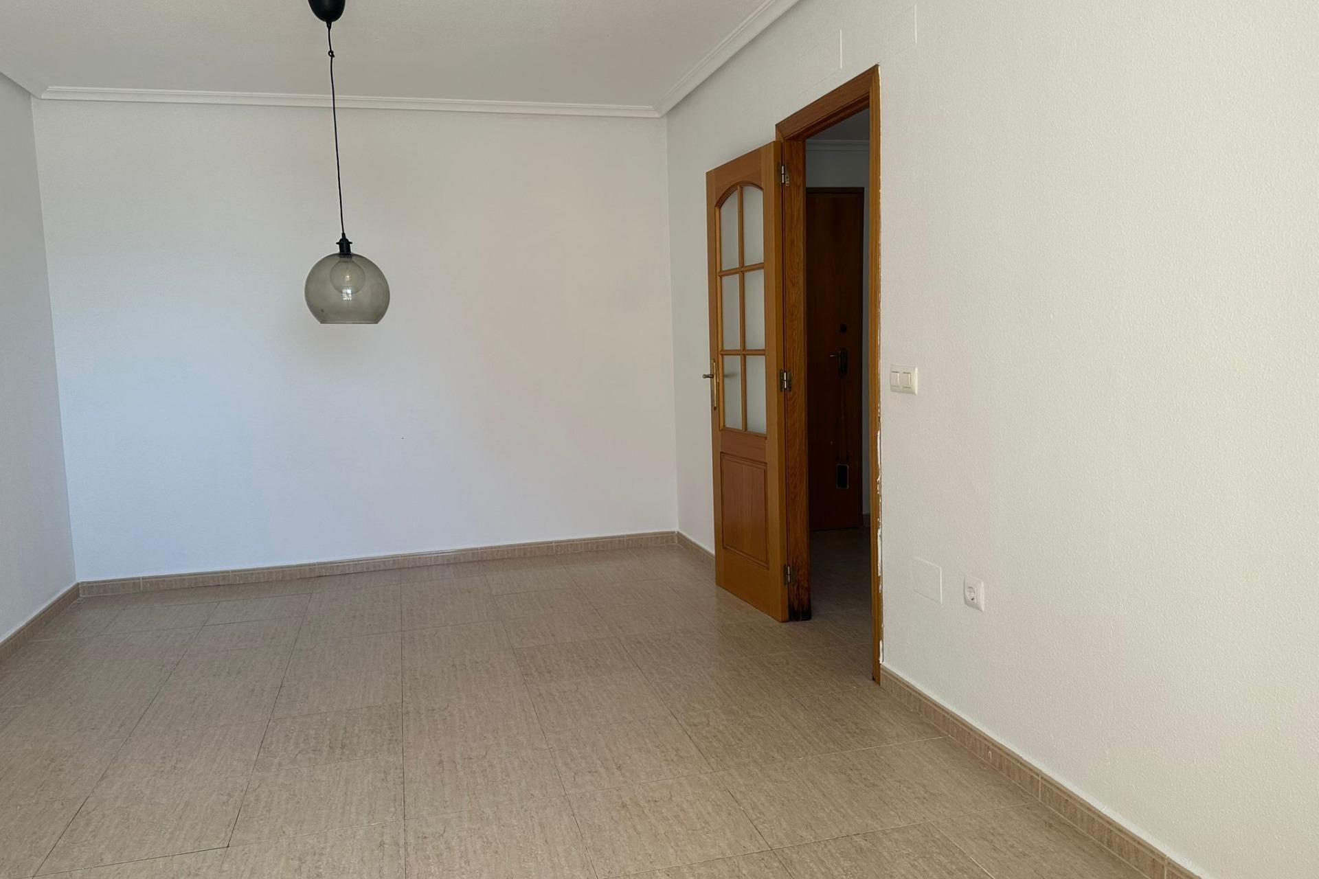 Revente - Appartement -
Torrevieja - Centro
